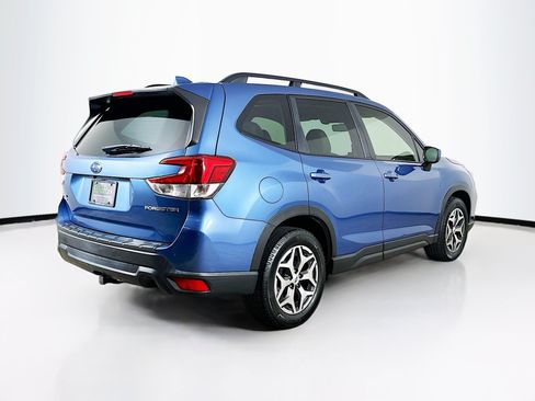 Used 2019 Subaru Forester Premium AWD/4WD image 9