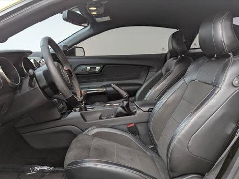 Used 2017 Ford Mustang Shelby GT350 RWD image 14
