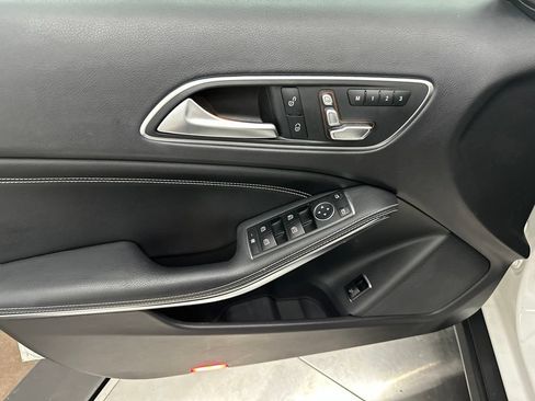 Certified 2020 Mercedes-Benz GLA 250 image 14