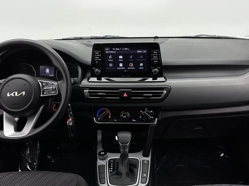 Used 2023 Kia Seltos LX AWD/4WD image 26
