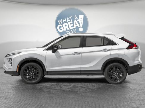 New 2026 Mitsubishi Eclipse Cross LE AWD/4WD image 3