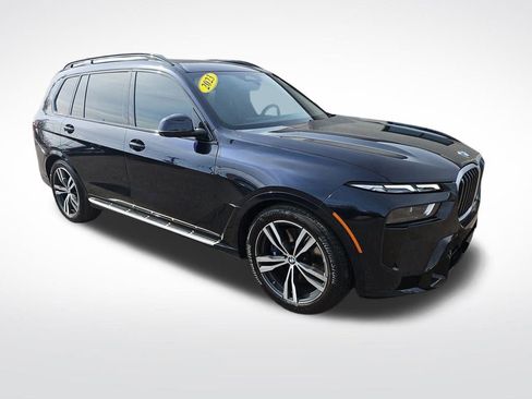Used 2023 BMW X7 xDrive40i w/ Executive Package image 6