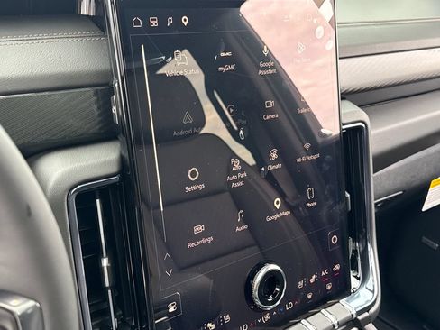 New 2026 GMC Yukon AT4 w/ AT4 Premium Package AWD/4WD image 24