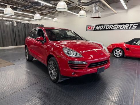 Used 2014 Porsche Cayenne Diesel AWD/4WD image 15