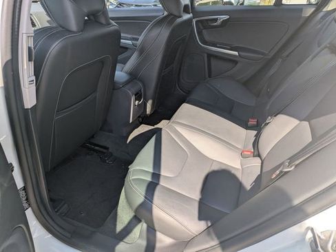 Used 2018 Volvo S60 T5 Dynamic w/ Vision Package image 26