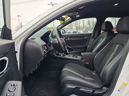 Used 2023 Honda Civic Sport image 13