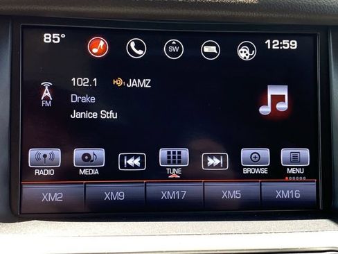 Used 2016 GMC Yukon XL SLT w/ Premium Edition AWD/4WD image 25