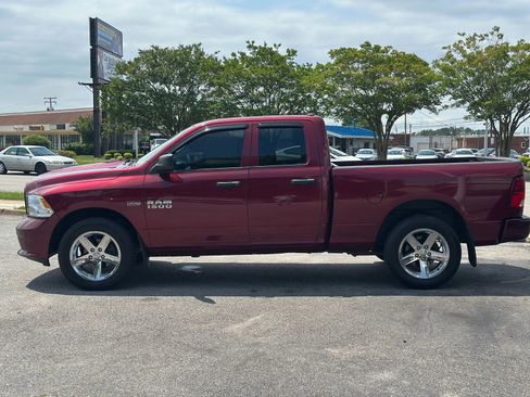 Used 2017 RAM 1500 Express w/ Express Value Package AWD/4WD image 7