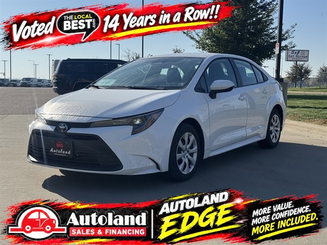 Used 2025 Toyota Corolla LE FWD image 1