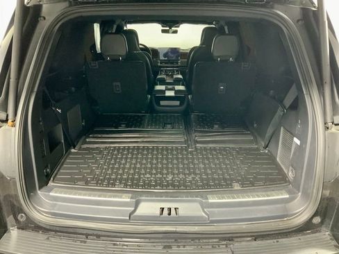 Used 2022 Lincoln Navigator Reserve AWD/4WD image 33