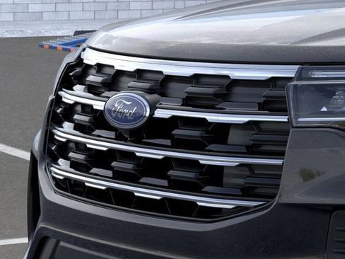 New 2026 Ford Explorer Active RWD image 17
