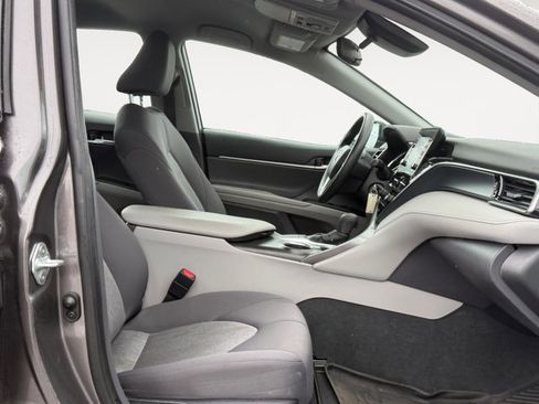 Used 2023 Toyota Camry LE image 17