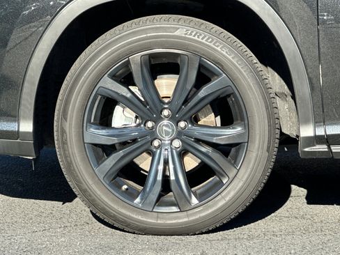 Used 2019 Lexus RX 450h AWD image 32