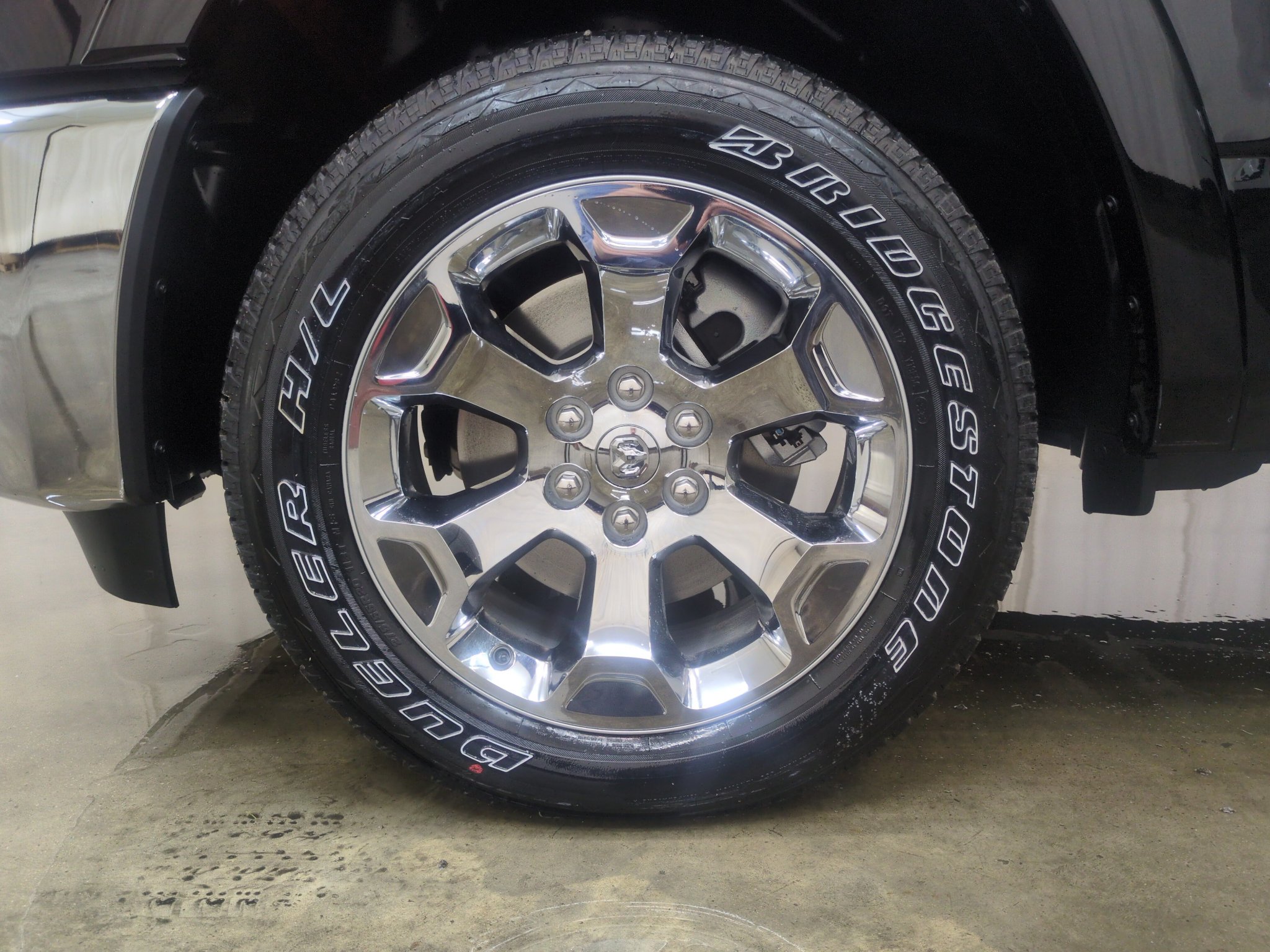 New 2027 RAM 1500 4x4 Crew Cab image 19
