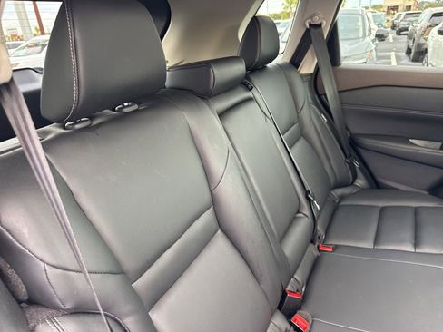 Used 2023 Nissan Rogue SL image 23