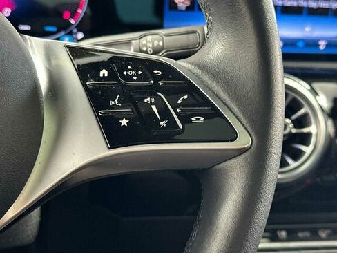 Certified 2025 Mercedes-Benz CLA 250 image 27