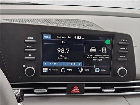 New 2026 Hyundai Elantra SEL Sport FWD image 18