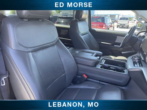 Certified 2025 Ford Expedition Active AWD/4WD image 27