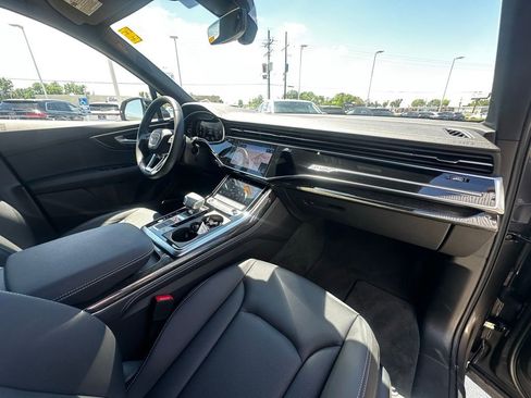 Certified 2025 Audi Q7 3.0T Premium Plus w/ Premium Plus Package AWD/4WD image 31