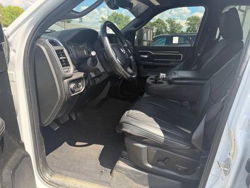 Used 2024 RAM 2500 Big Horn AWD/4WD image 18