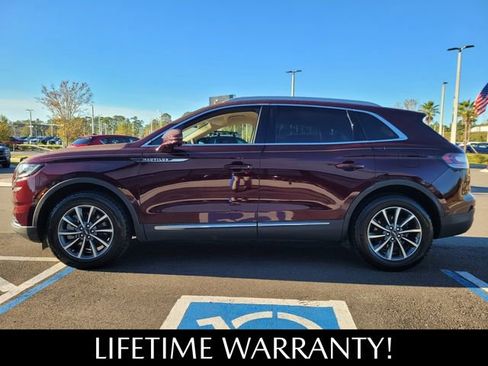 Used 2021 Lincoln Nautilus FWD image 3