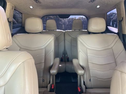 Used 2024 Cadillac XT6 Premium Luxury w/ Platinum Package image 42