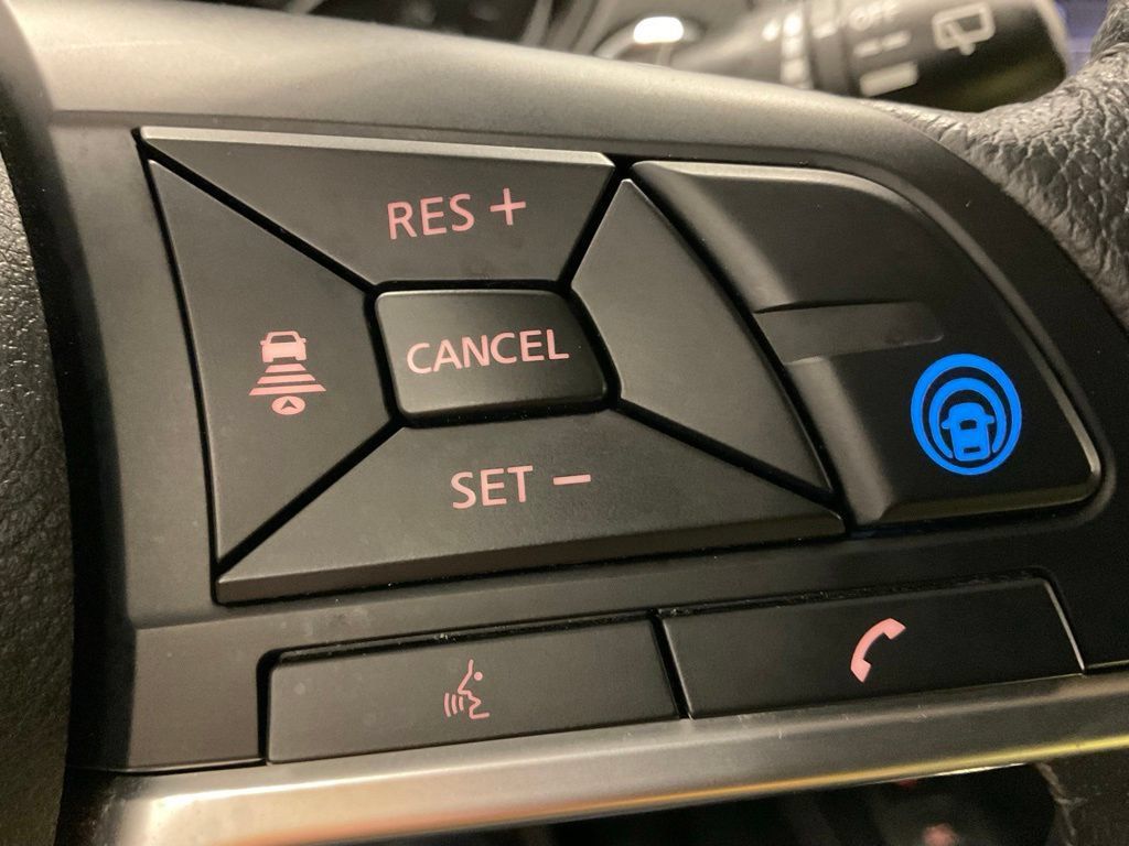 Used 2019 Nissan Rogue SL AWD/4WD image 20