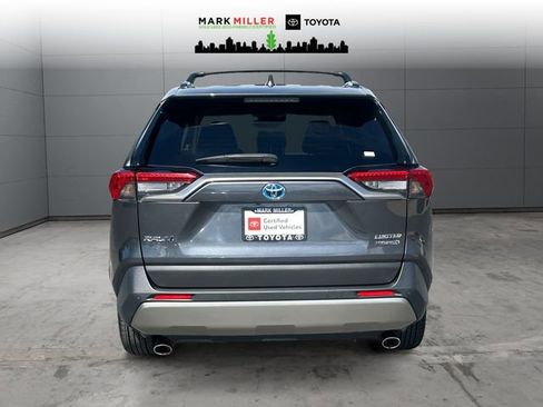 Certified 2022 Toyota RAV4 Limited w/ Limited Grade Weather Package AWD/4WD image 4