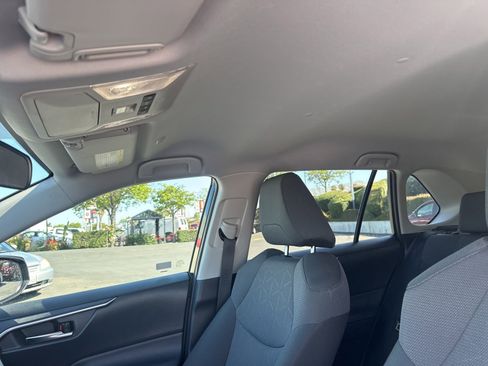 Used 2025 Toyota RAV4 XLE FWD image 13