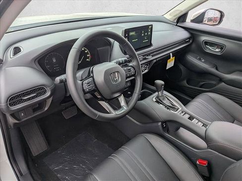 New 2026 Honda HR-V EX-L image 3