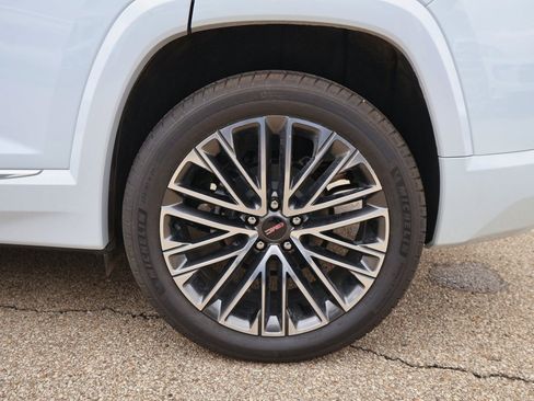 New 2026 GMC Terrain Denali w/ LPO, Floor Liner Package image 33