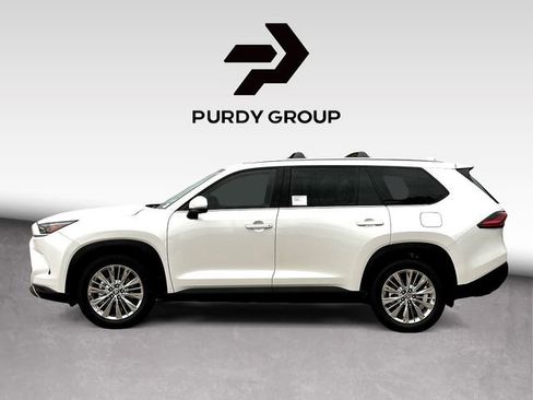 New 2026 Toyota Grand Highlander Platinum image 5