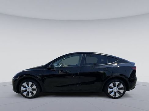 Used 2023 Tesla Model Y Long Range AWD/4WD image 6