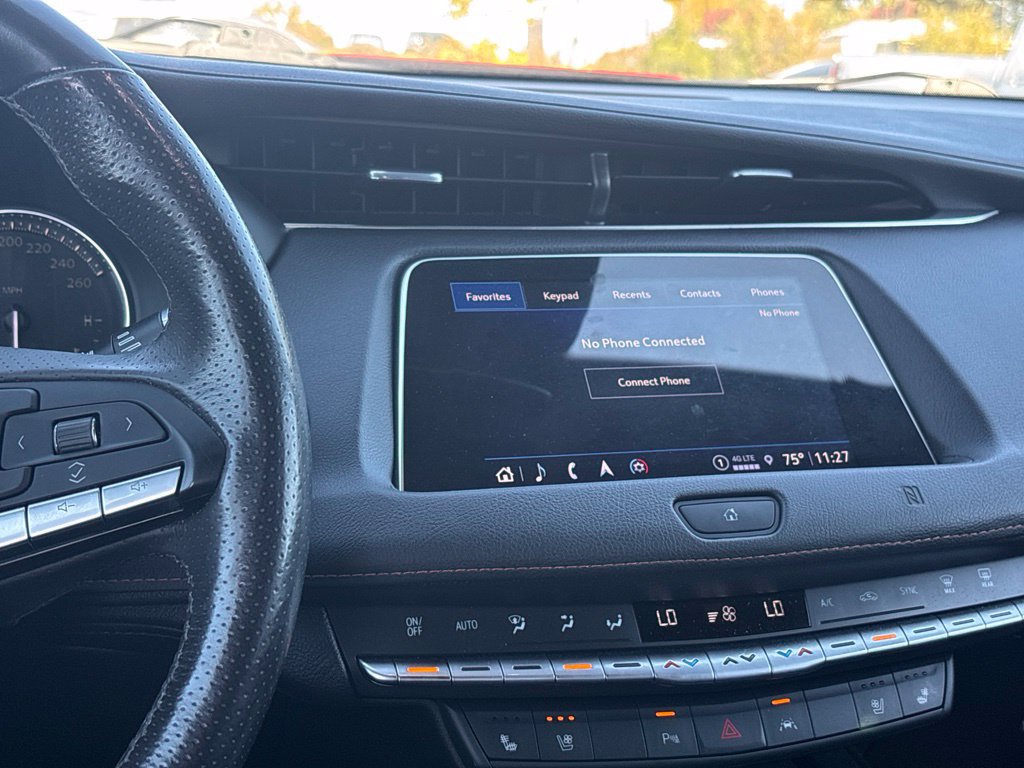 Used 2021 Cadillac XT4 Sport w/ Sun And Sound Package AWD/4WD image 11