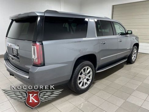 Used 2020 GMC Yukon XL Denali AWD/4WD image 6