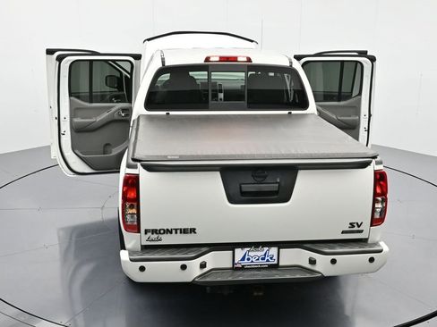 Used 2021 Nissan Frontier SV w/ Midnight Edition Floor Mats image 50