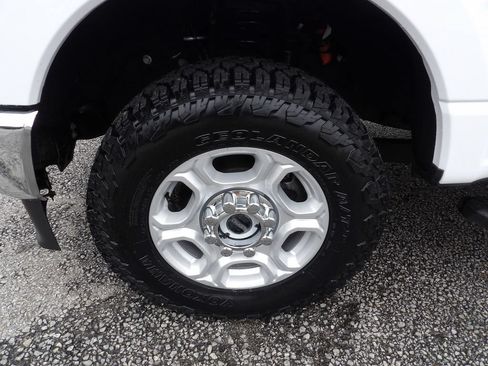 Used 2025 Ford F250 XLT w/ FX4 Off-Road Package AWD/4WD image 55