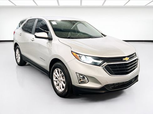 Used 2021 Chevrolet Equinox LT FWD image 3