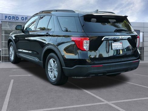 Used 2022 Ford Explorer XLT image 7