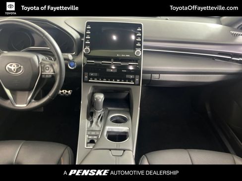 Used 2022 Toyota Avalon XSE FWD image 20
