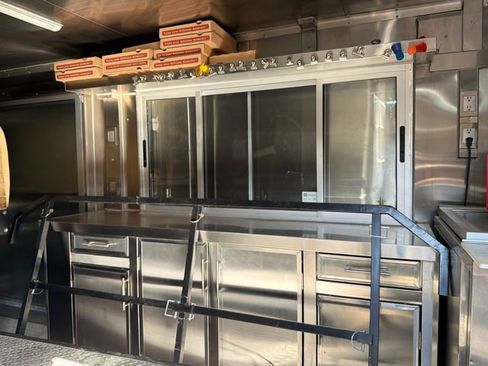 Used 2009 Ford E-350 and Econoline 350 Super Duty image 21