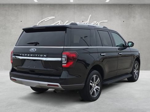Used 2024 Ford Expedition Limited AWD/4WD image 16