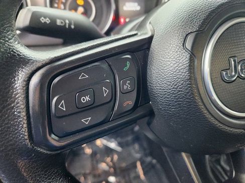 Used 2020 Jeep Gladiator Sport w/ Auxiliary Switch Group image 22