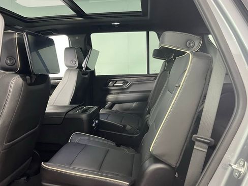 Used 2026 GMC Yukon Elevation w/ Elevation Premium Package image 29