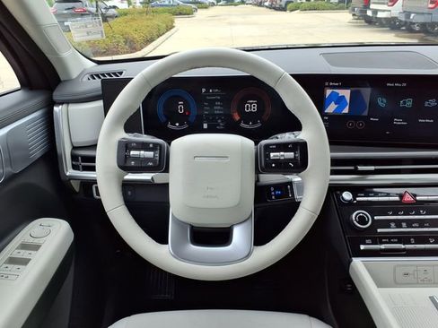 Used 2025 Hyundai Santa Fe SE FWD image 24