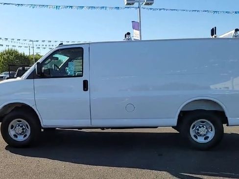 New 2025 Chevrolet Express 2500 w/ Driver Convenience Package image 6