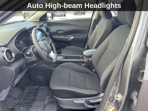 Used 2021 Nissan Kicks SV image 12