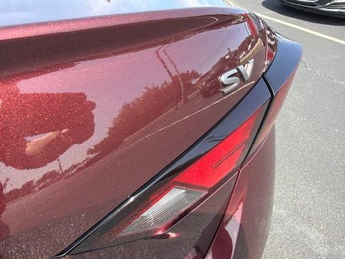 Used 2024 Nissan Altima 2.5 SV FWD image 30