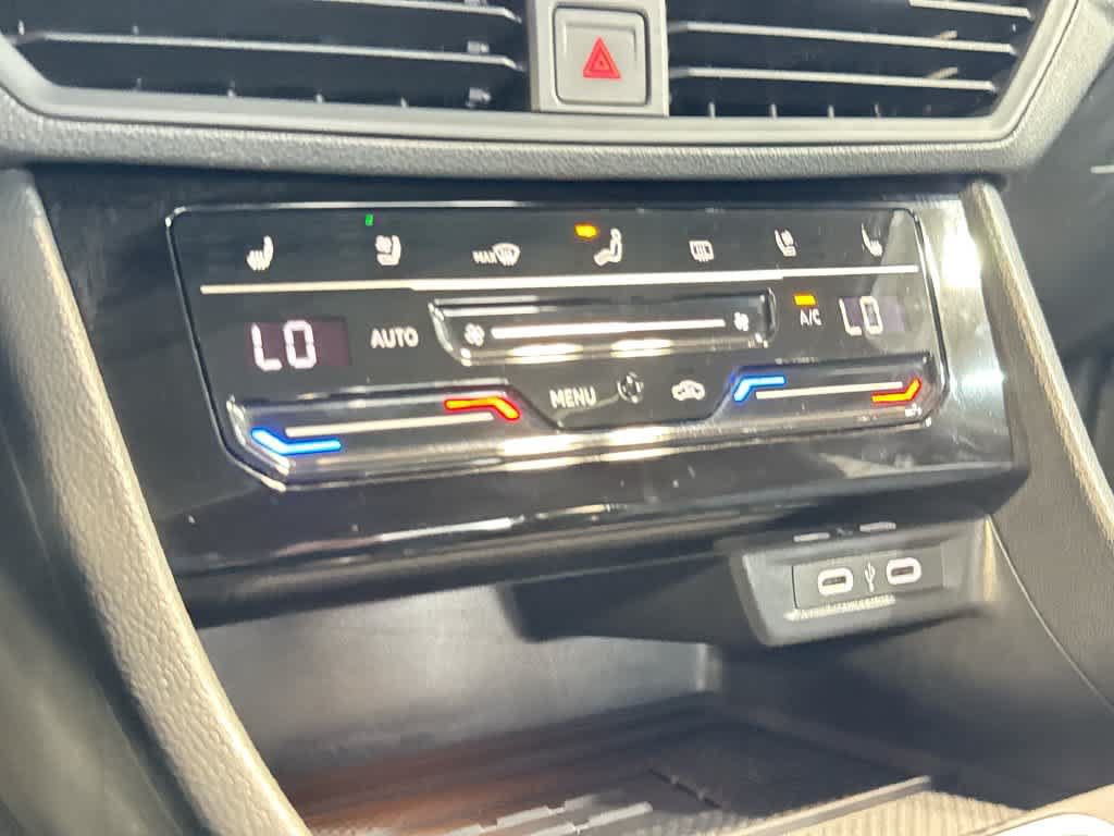 Certified 2025 Volkswagen Jetta GLI Autobahn FWD image 19