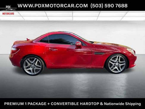 Used 2016 Mercedes-Benz SLK 300 image 6